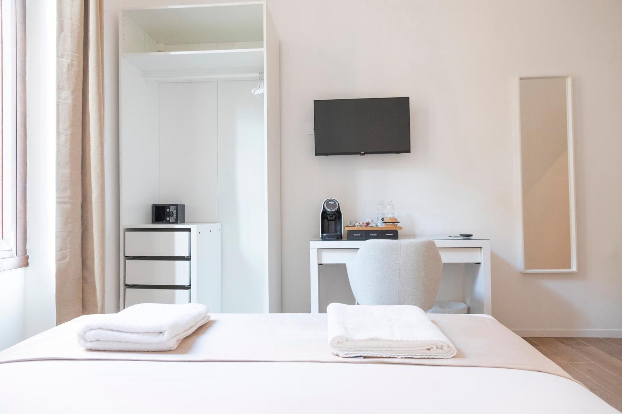 IV Domus Borsieri Hotel Rome Exterior photo